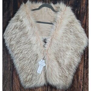 Light Blush Faux Fur Wrap Stole Special Occasion Weddings Tulip Bridal Women's S
